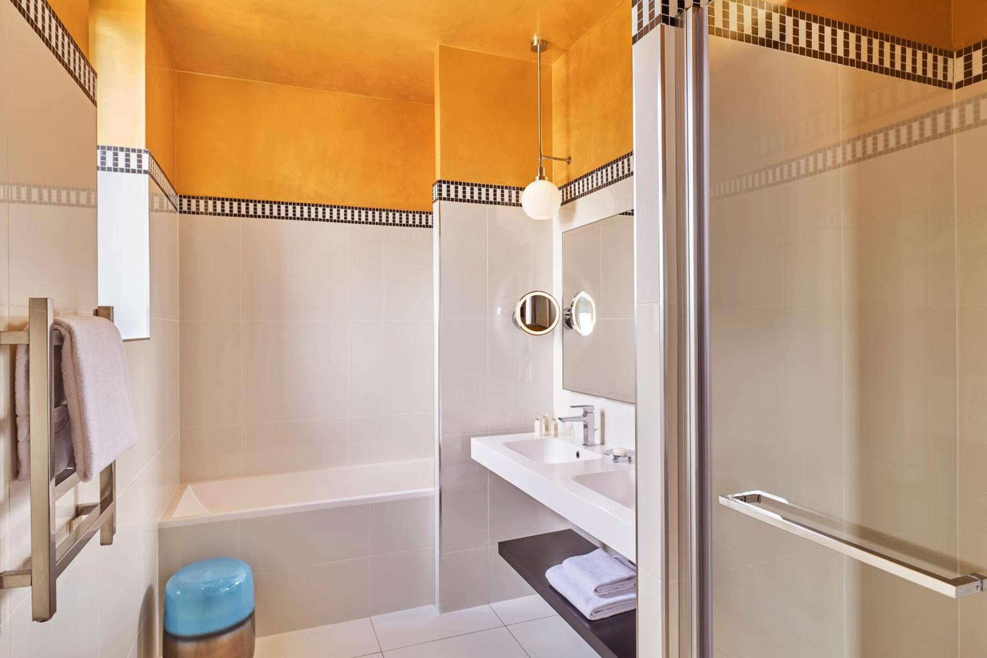 Hotel Barrire Le Westminster Le Touquet Exterior foto Bathroom